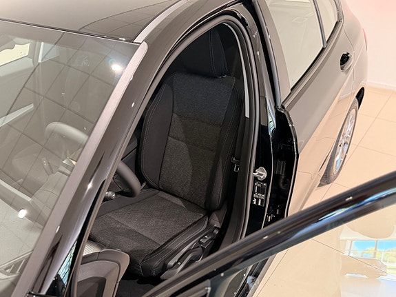 BMW 120 5 of 12