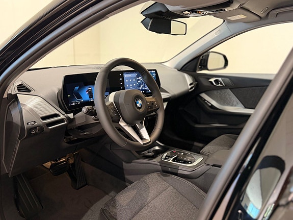 BMW 120 4 of 12