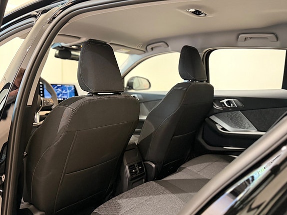 BMW 120 6 of 12
