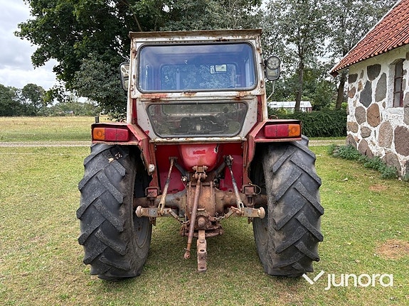 Traktor - Massey Ferguson, 135 Special 8-VX 4 of 30