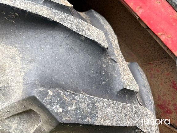 Traktor - Massey Ferguson, 135 Special 8-VX 18 of 30