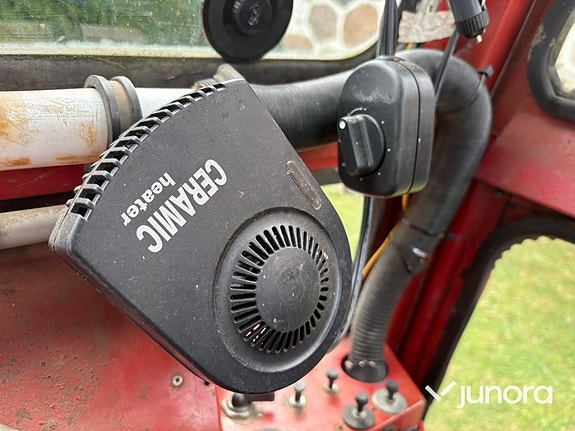 Traktor - Massey Ferguson, 135 Special 8-VX 12 of 30