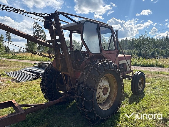 Traktor med skogsvagn - International, IH 434 9 of 30