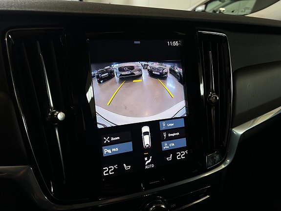 Volvo V90 Cross Country 9 of 11