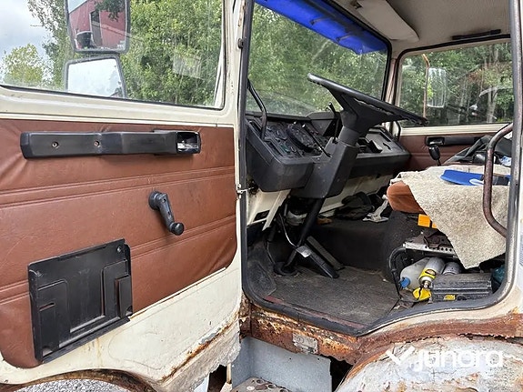 Veteranlastbil - Volvo, F611 4X2 8 of 30