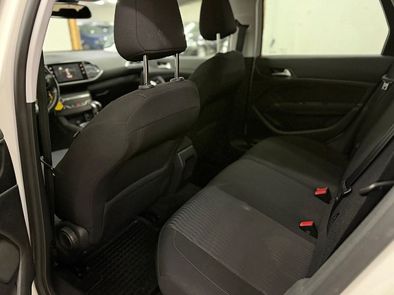 Peugeot 308 SW 20 of 20