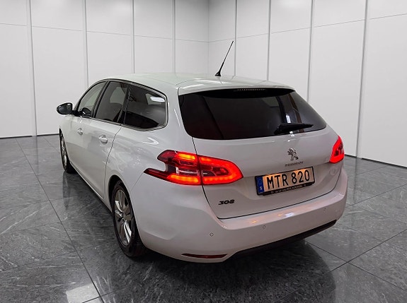 Peugeot 308 SW 7 of 20