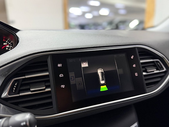 Peugeot 308 SW 18 of 20
