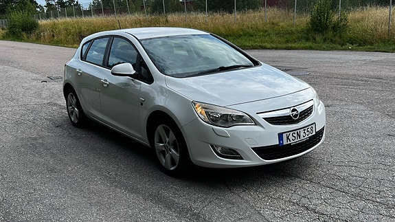 Opel Astra 2 of 6
