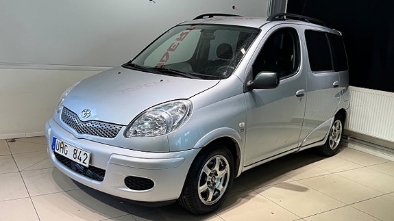 Toyota Yaris Verso 3 of 16