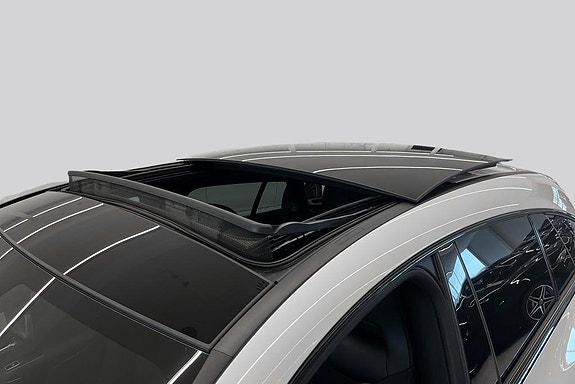 Mercedes-Benz CLA250 e 10 of 13