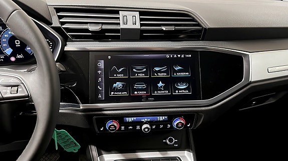 Audi Q3 9 of 13