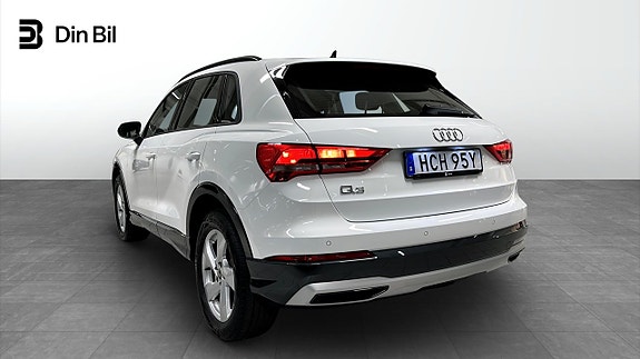 Audi Q3 3 of 13