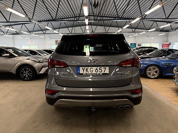 Hyundai Santa Fe 5 of 10