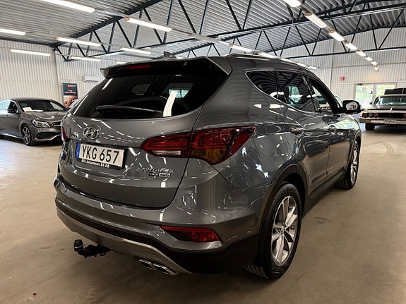 Hyundai Santa Fe 4 of 10