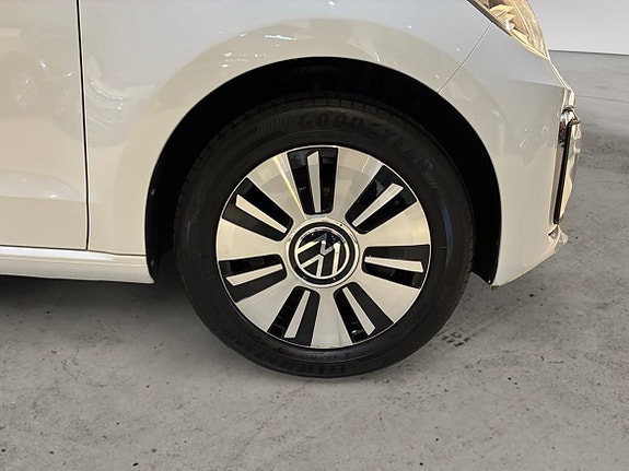 Volkswagen e-Up! 6 of 12