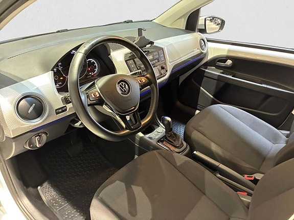 Volkswagen e-Up! 7 of 12