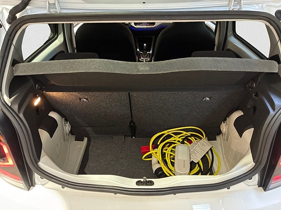 Volkswagen e-Up! 12 of 12