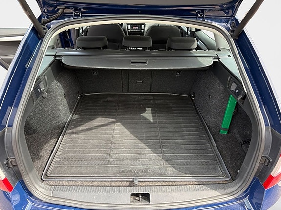 Skoda Octavia 11 of 15