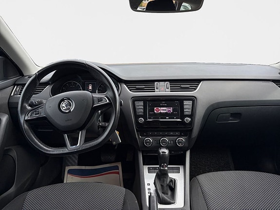 Skoda Octavia 14 of 15