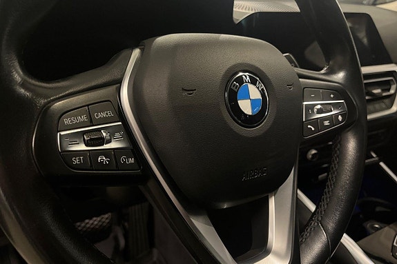 BMW 320d 19 of 26