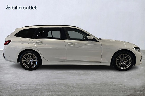 BMW 320d 9 of 26