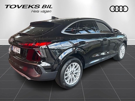 Audi Q3 4 of 10