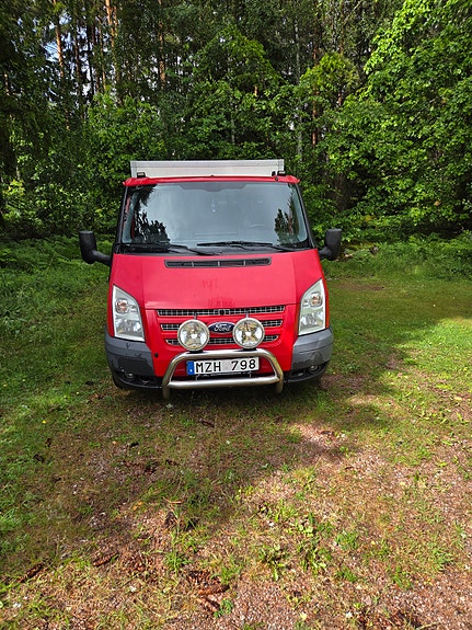 Ford Transit 2 of 6