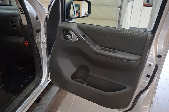 Nissan Navara 17 of 22
