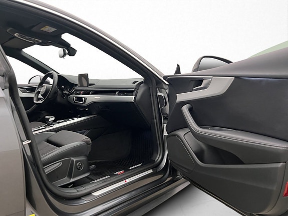 Audi A5 14 of 30