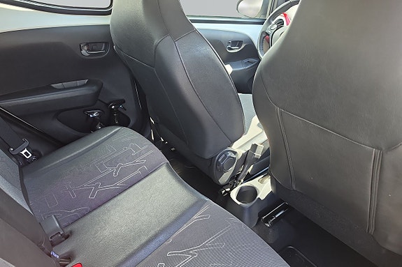 Toyota Aygo 9 of 10