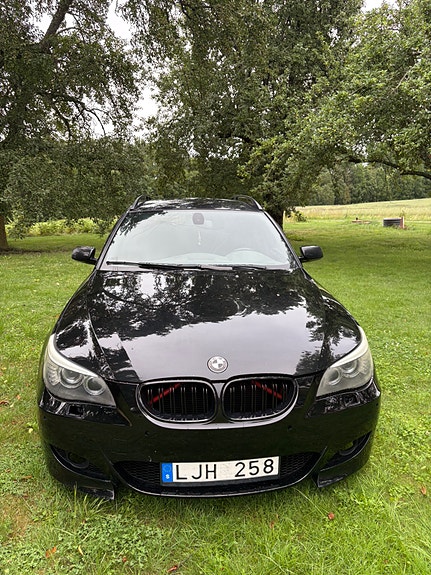BMW 525d 3 of 7