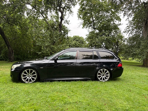 BMW 525d 4 of 7
