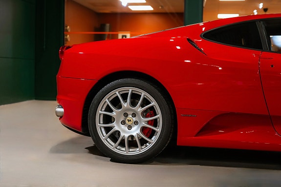 Ferrari 430 10 of 30