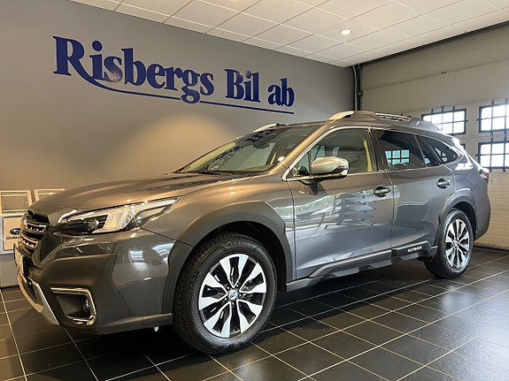 Subaru Outback 2 of 19