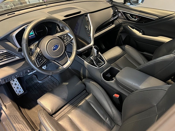 Subaru Outback 8 of 19