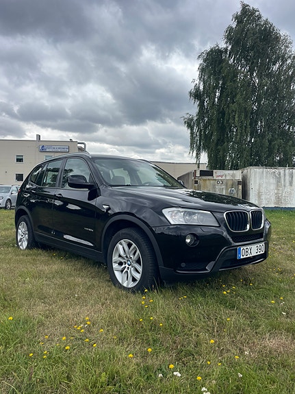 BMW X3 3 of 11