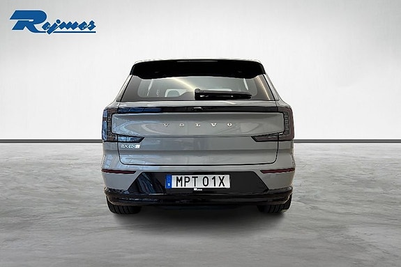 Volvo EX90 5 of 25