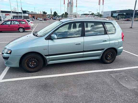 Mitsubishi Space Star 2 of 4