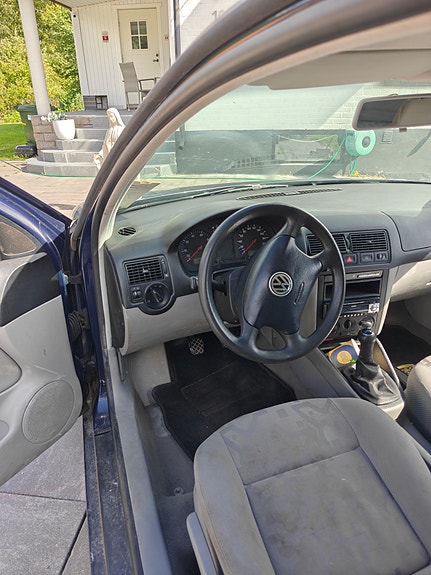 Volkswagen Golf IV 5 of 5