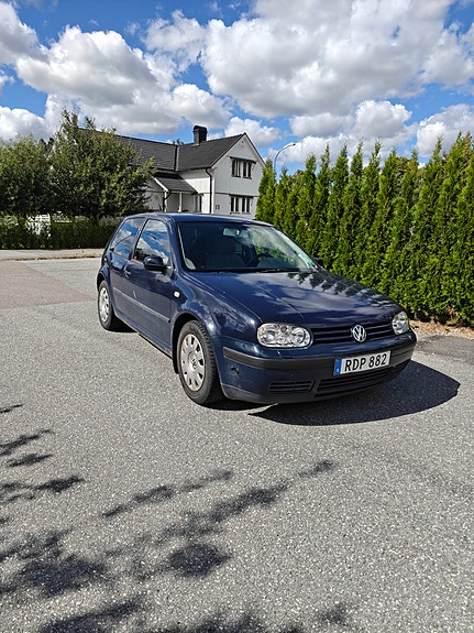 Volkswagen Golf IV 3 of 5