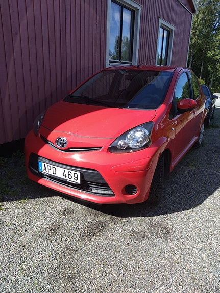 Toyota Aygo 3 of 3