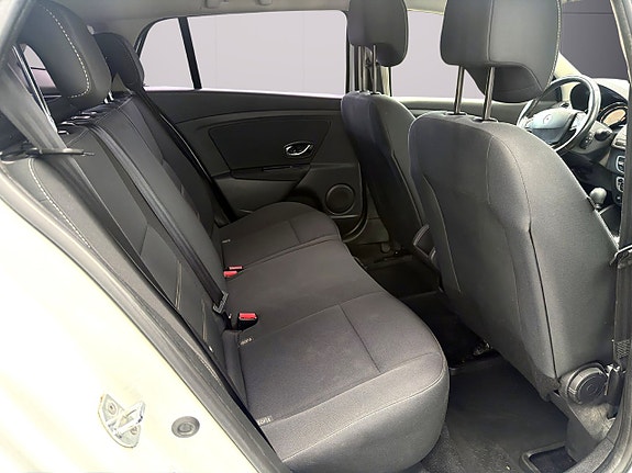Renault Megane 17 of 20