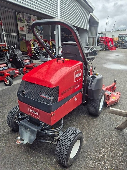 Toro 3280D 4WD diesel 183 cm gräsklippare 5 of 7