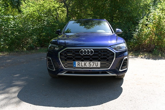 Audi Q5 3 of 17