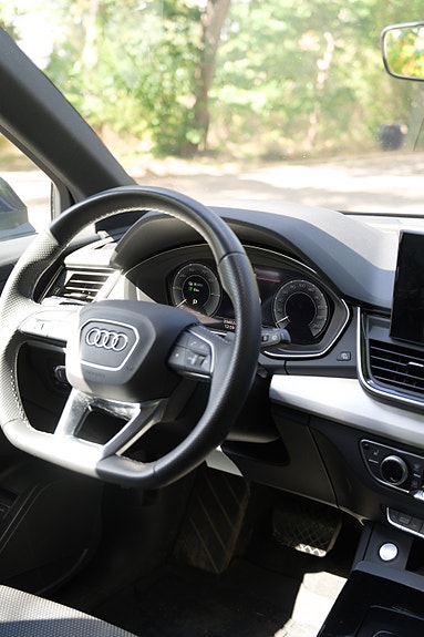Audi Q5 8 of 17