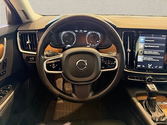 Volvo S90 6 of 11