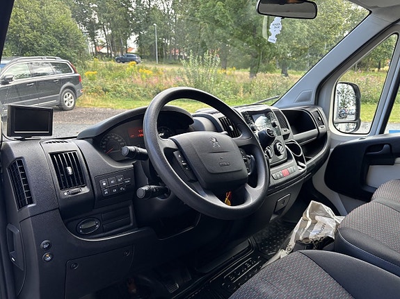 Peugeot Boxer 7 of 19