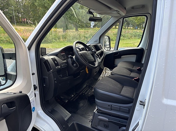 Peugeot Boxer 6 of 19