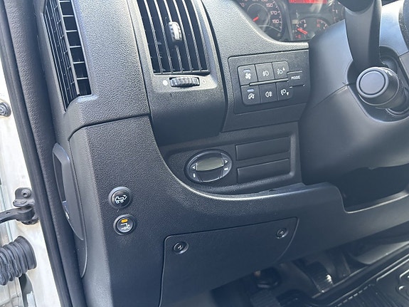 Peugeot Boxer 14 of 19